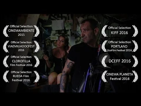 Contromano — Documentary
